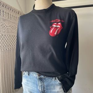 Rolling stone long sleeve crew neck sweat shirt.